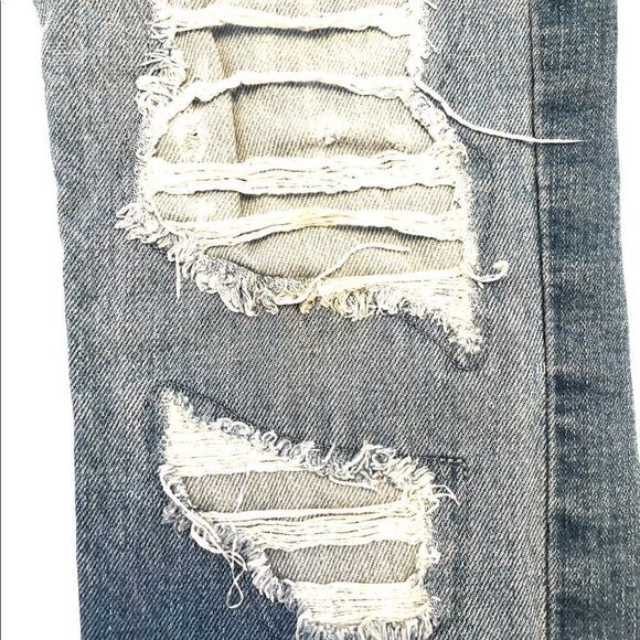 Simple Society Jeans Women’s Size 3 / 26 Destroyed Destructed Light Wash - Picture 12 of 12